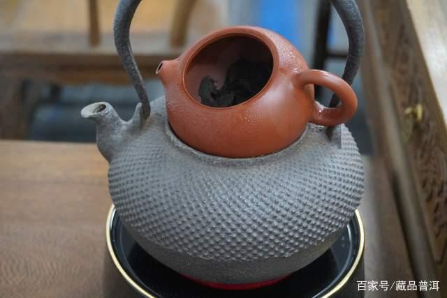 普洱老茶冲泡技巧:唤醒茶香的正确方法 普洱老茶冲泡技巧:唤醒茶香的正确方法